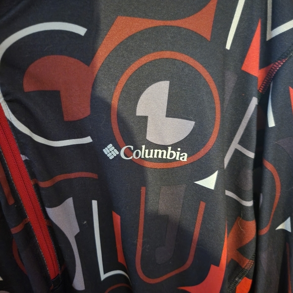 Columbia large 1/4 zip shirt - Picture 2 of 3